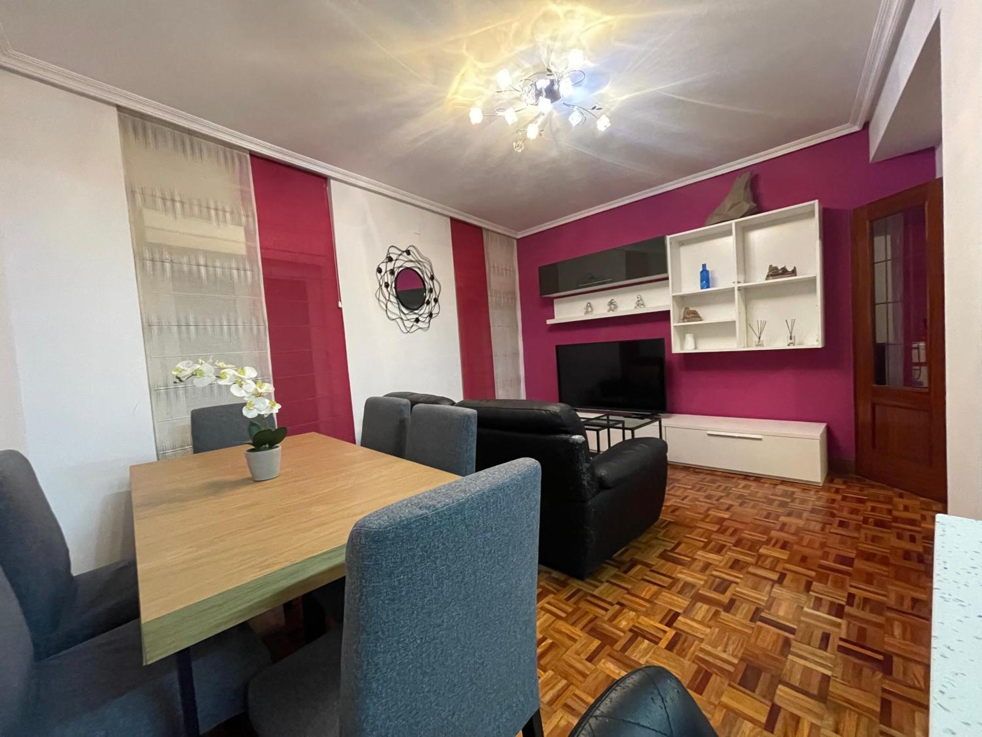 Encantador Apartamento En El Centro De Castro กาสโตร-อูร์เดียเลส ภายนอก รูปภาพ